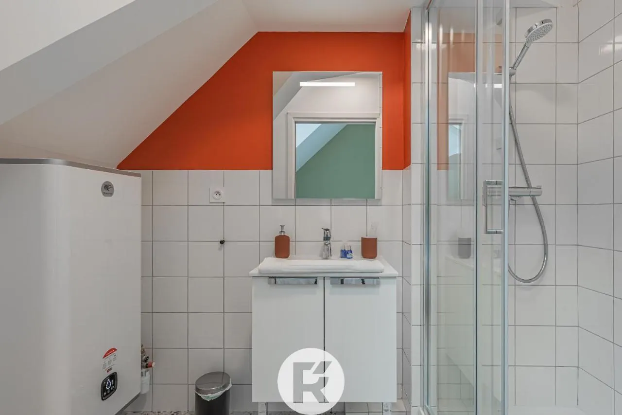 R'Apparts Le Palazzo Grenoble Apartment