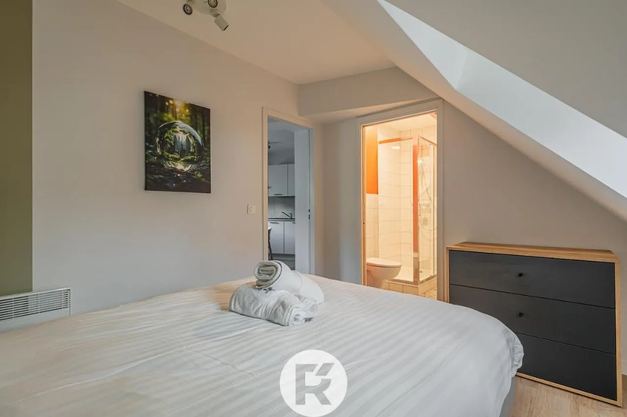 R'Apparts Le Palazzo Grenoble Apartment